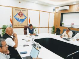 मुख्य सचिव श्री आनन्द बर्द्धन की अध्यक्षता में सोमवार को सचिवालय में नाबार्ड की उच्च स्तरीय समिति की बैठक सम्पन्न