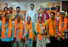 लगातार दूसरे दिन बड़ी संख्या में जनप्रतिनिधियों और सामाजिक कार्यकर्ताओं ने थामा भाजपा का दामन!